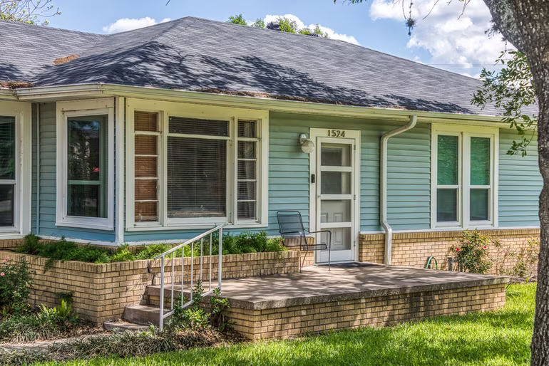 Photo 3 of 1524 Highway 159 W, Bellville, TX