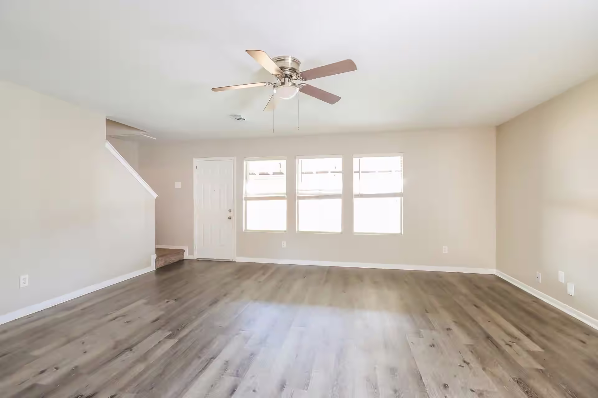 Photo 3 of 10842 Maple Bough Lane, Houston, TX
