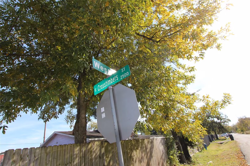 Photo of 7622 West Street, Houston, TX 77093