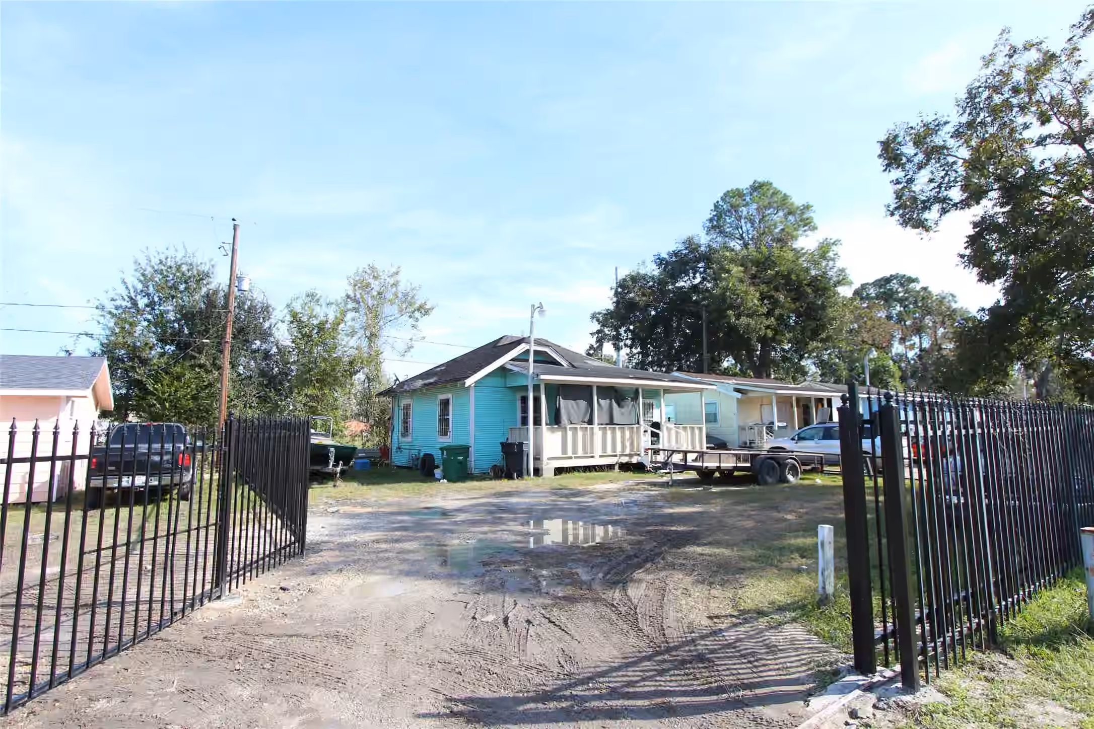 Photo 4 of 7622 West Street, Houston, TX