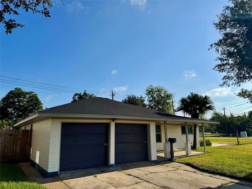Photo 2 of 6321 Apache Drive, Pasadena, TX