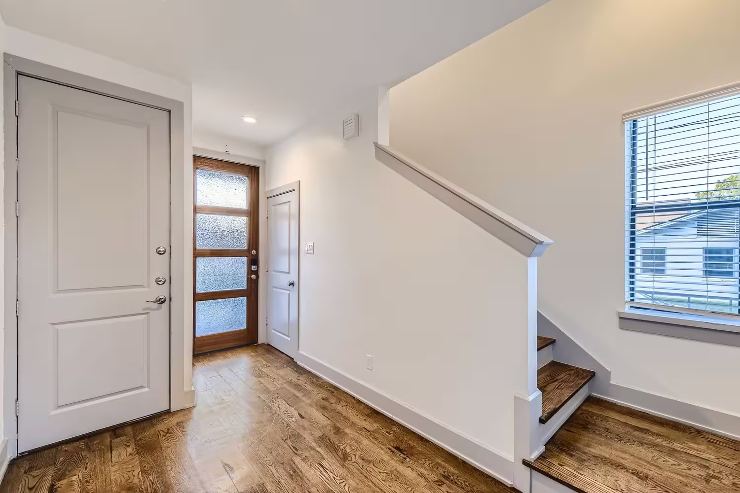 Photo 2 of 2208 Arabelle Street, Houston, TX