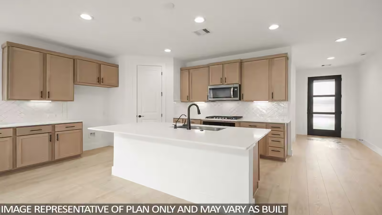 Photo 2 of 420 Springfield Terrace Drive, Conroe, TX