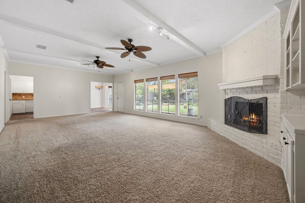 Photo 3 of 1307 Creek Hollow Drive, Seabrook, TX