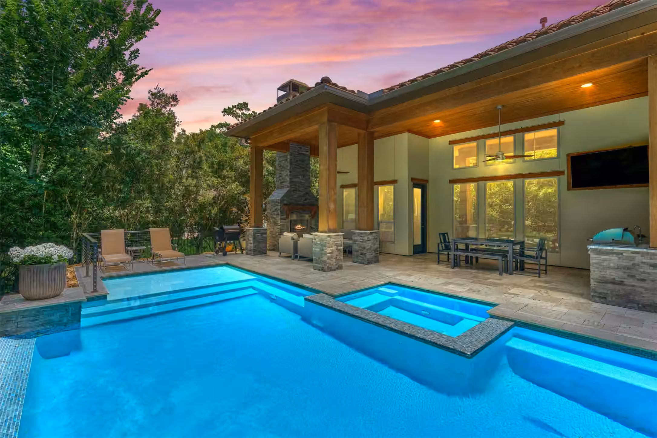 Photo 3 of 59 Freesia Court, The Woodlands, TX