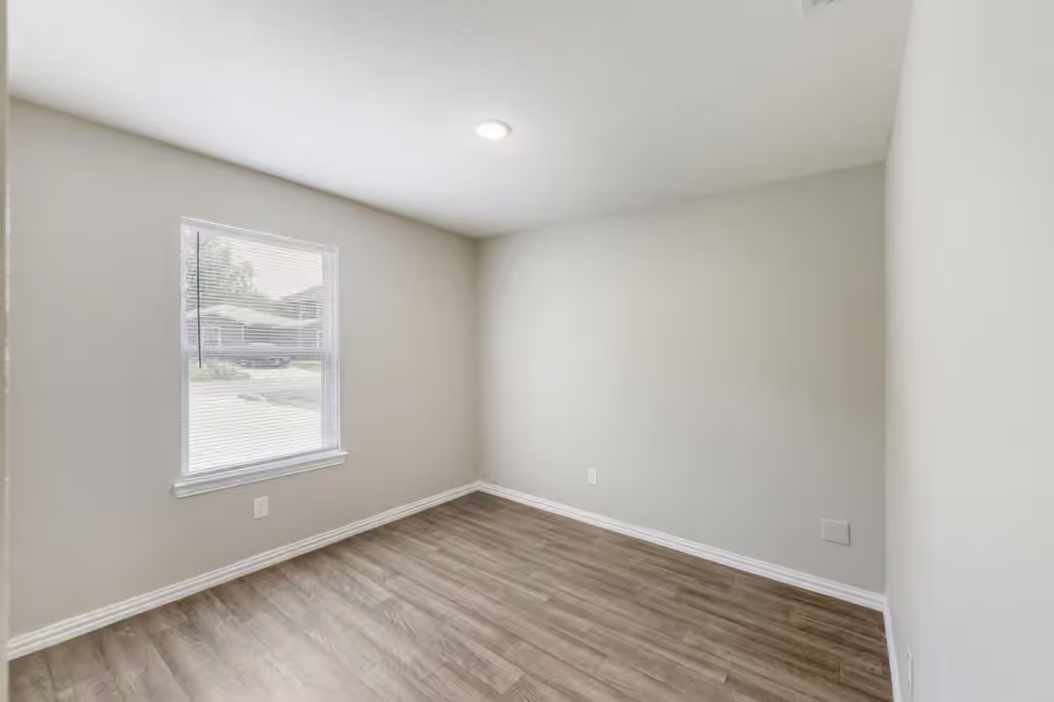 Photo 6 of 423 Armstrong Street, Houston, TX