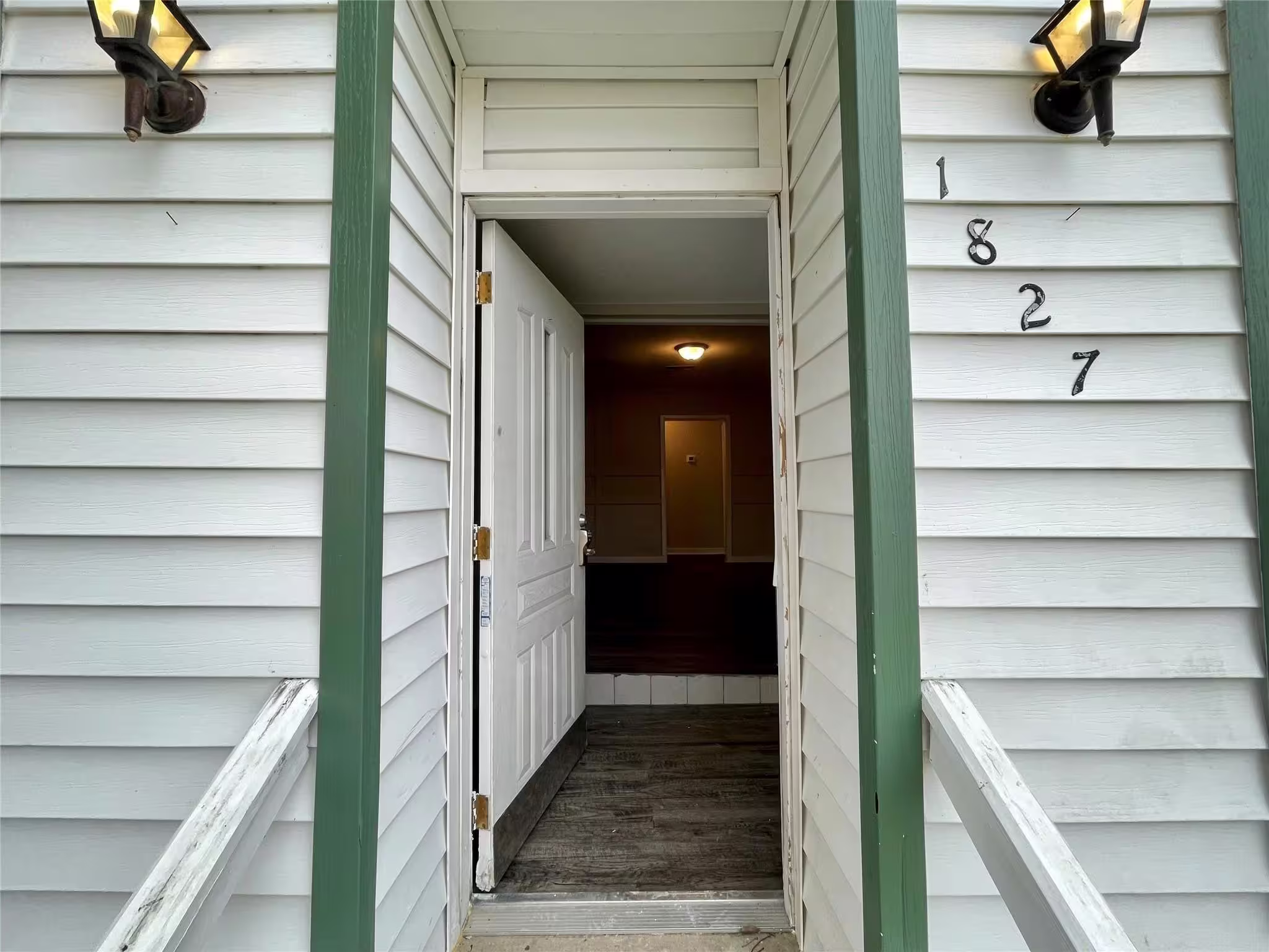 Photo 6 of 1827 Neuman Street, La Marque, TX