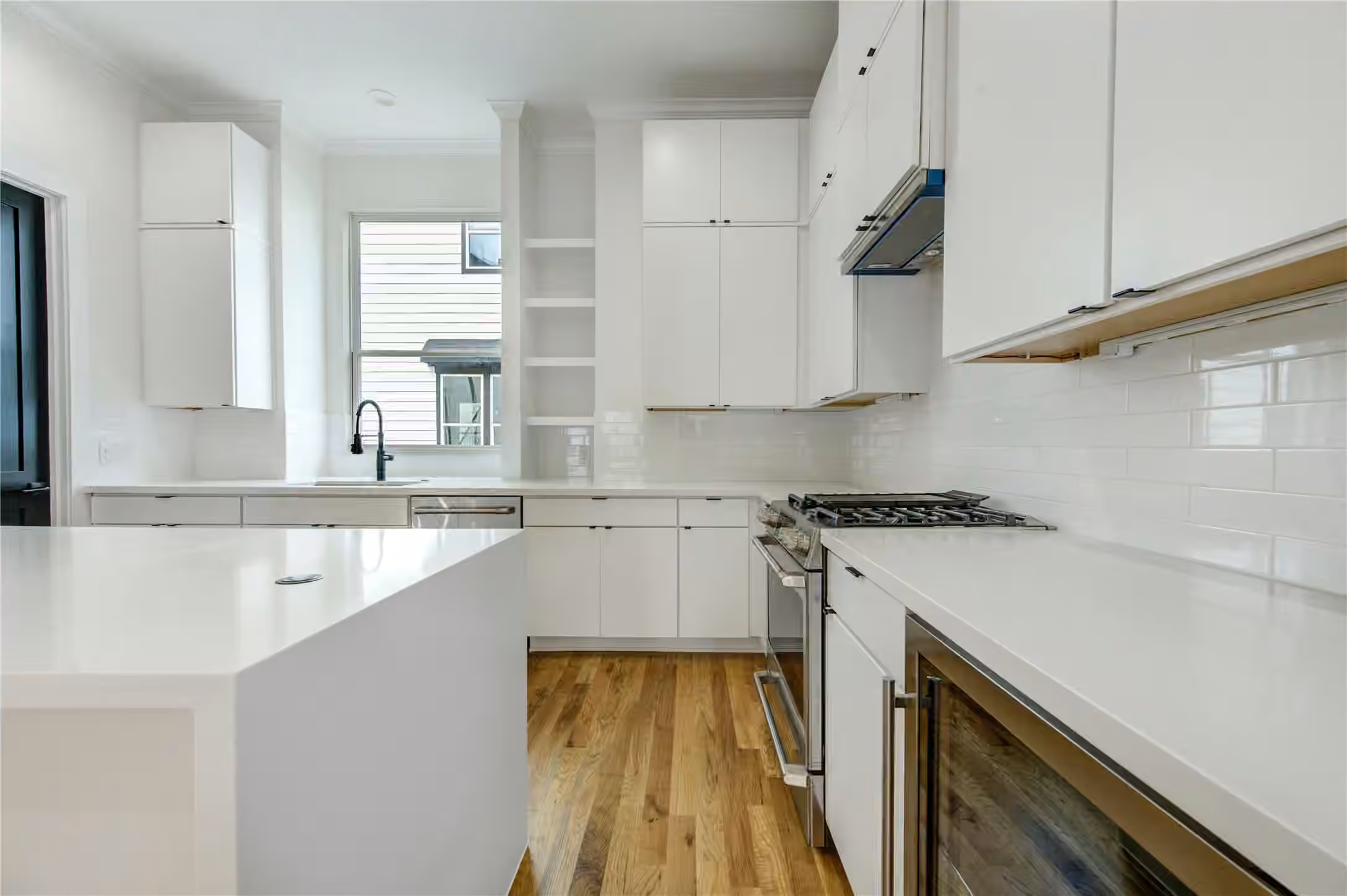 Photo 6 of 1518 Winter Street, Houston, TX