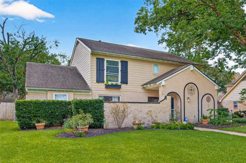 Photo 3 of 11523 Quail Creek Drive, Houston, TX