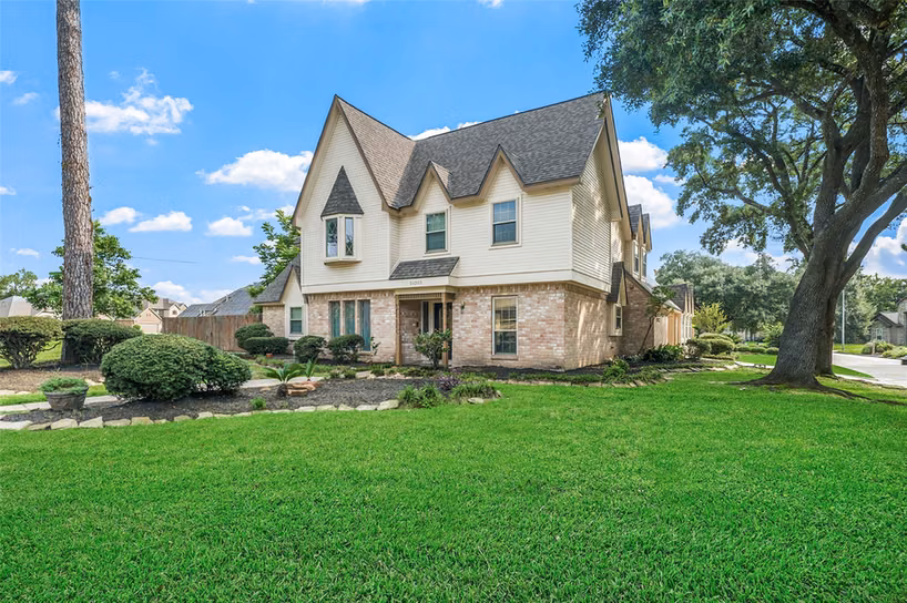 Photo 3 of 24302 Hollywick Drive, Tomball, TX
