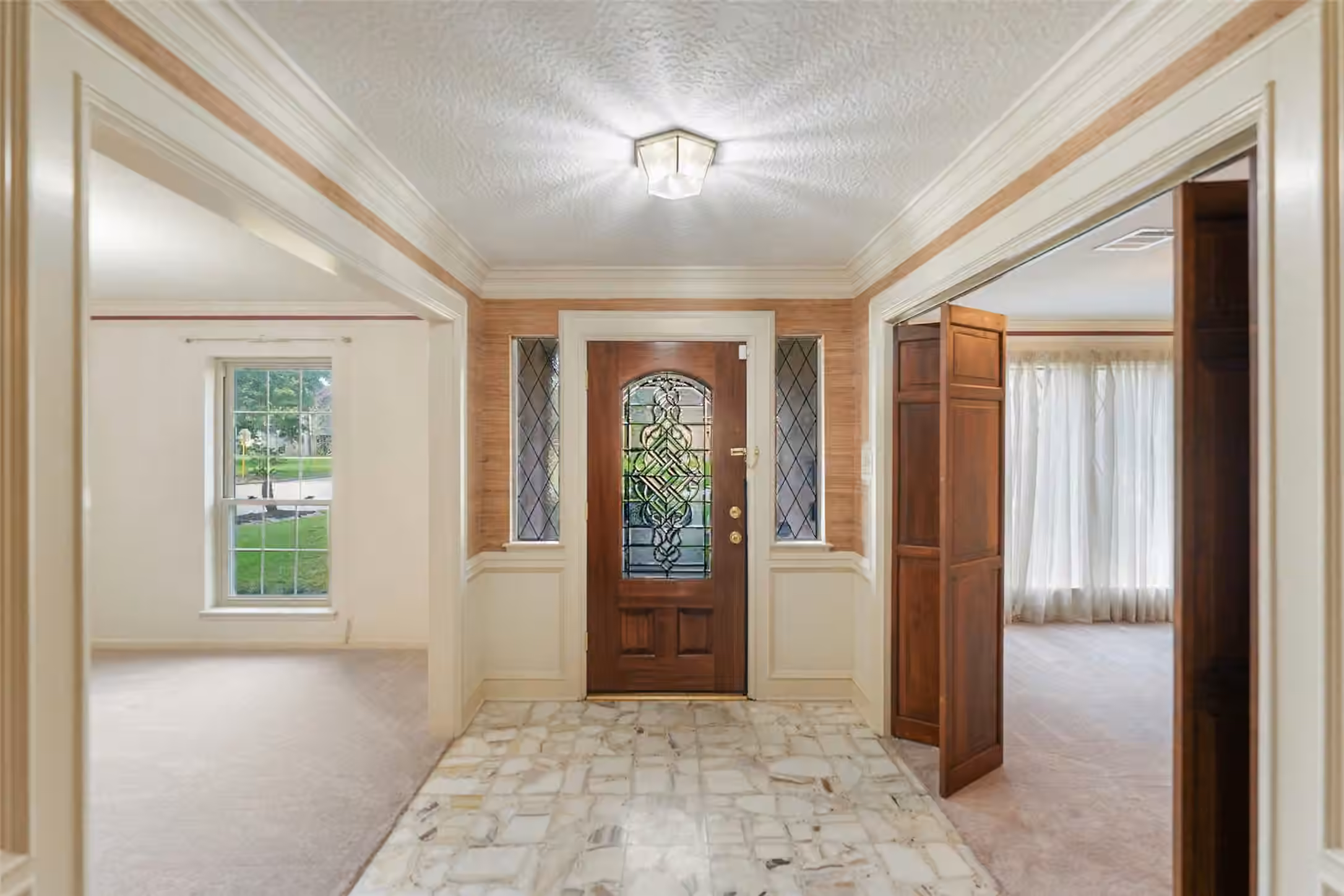 Photo 4 of 24302 Hollywick Drive, Tomball, TX