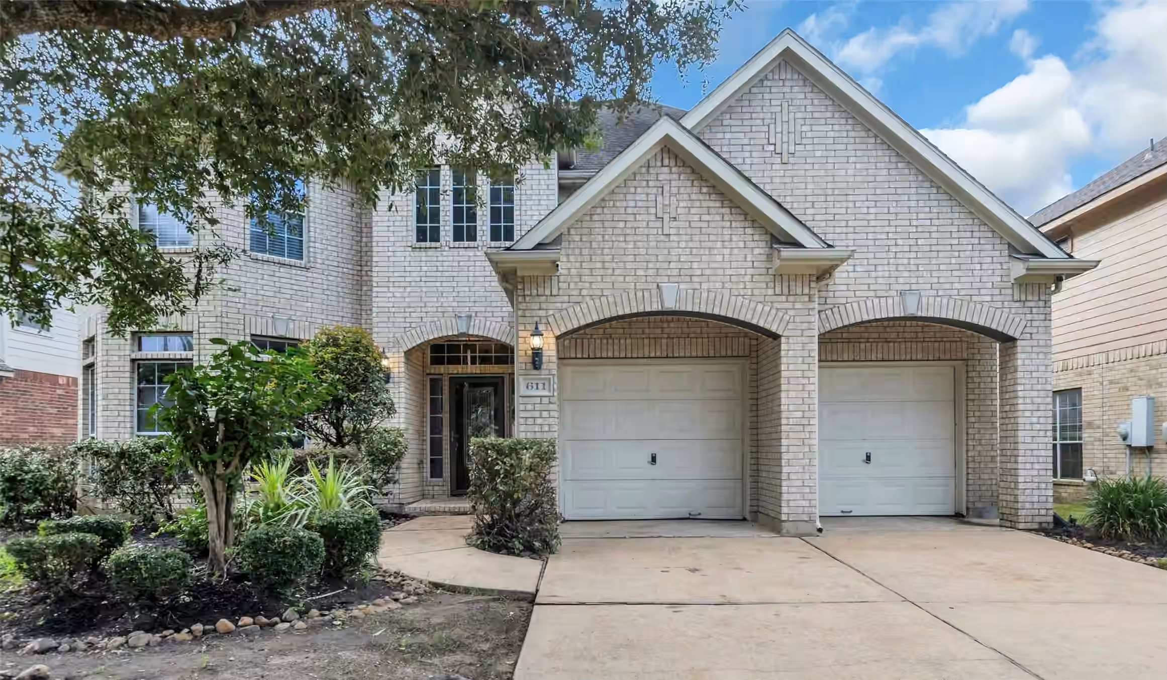 Photo of 611 River Delta Lane, Rosenberg, TX