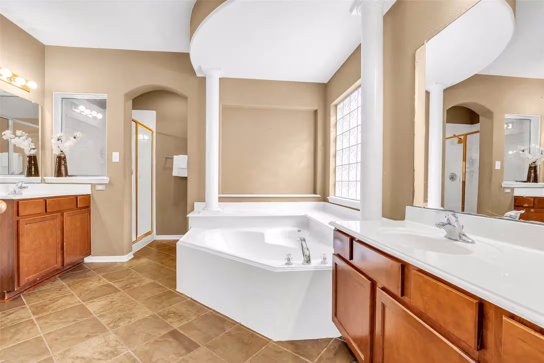 Photo 7 of 611 River Delta Lane, Rosenberg, TX