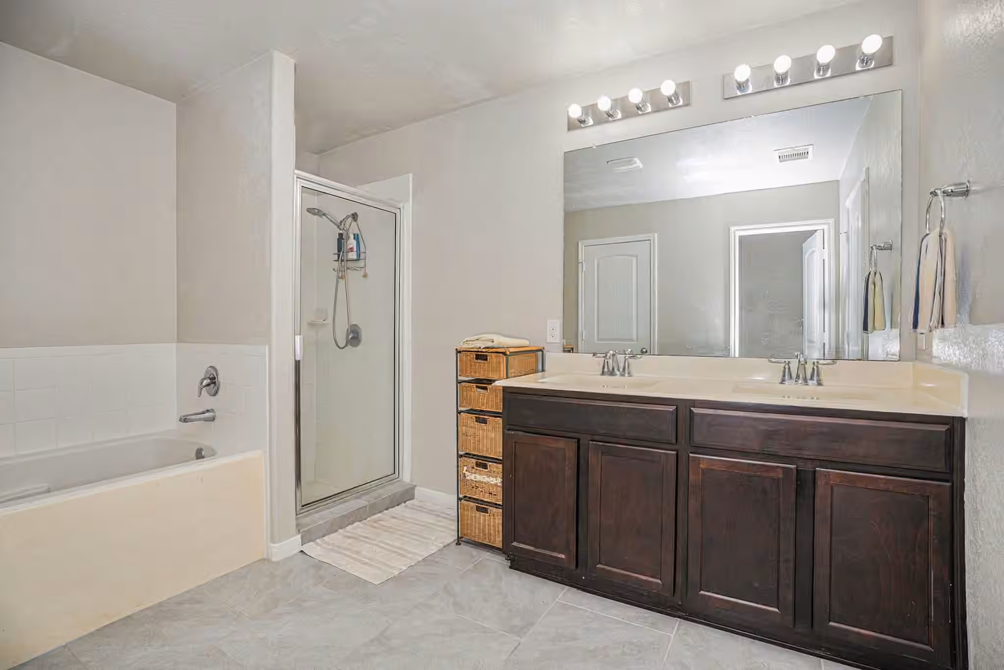 Photo 7 of 12610 Pirate Bend Drive, Texas City, TX