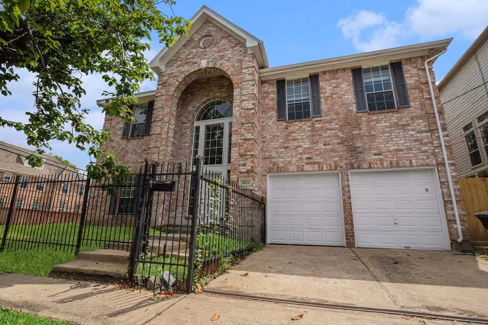 Photo 2 of 5001 Jackson Street, Houston, TX