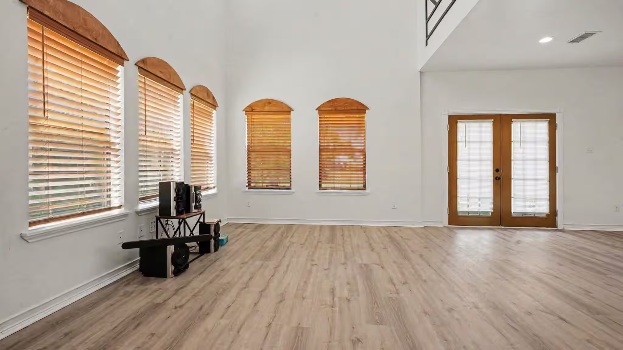Photo 7 of 424 S Holmes Street, La Porte, TX