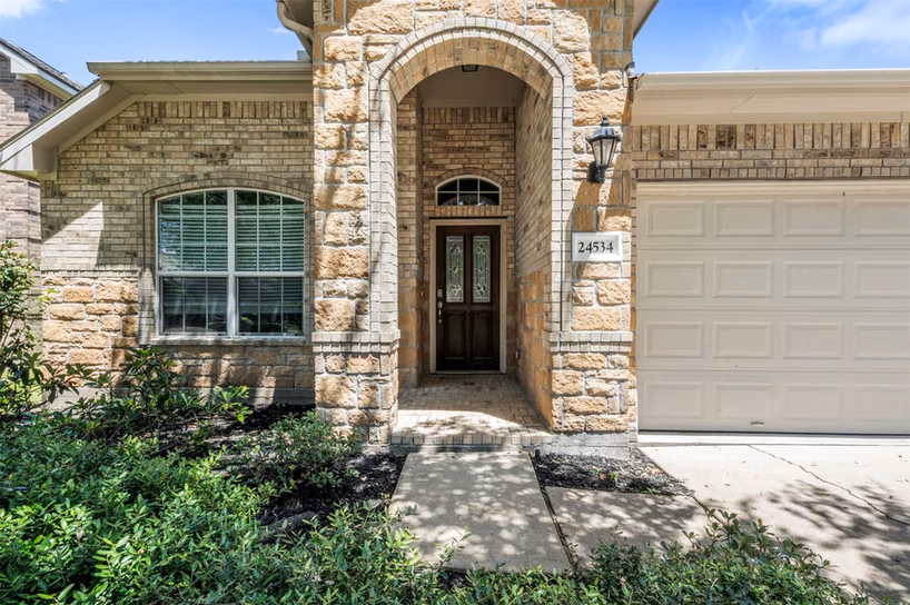 Photo 2 of 24534 Sawgrass Meadow Lane, Katy, TX