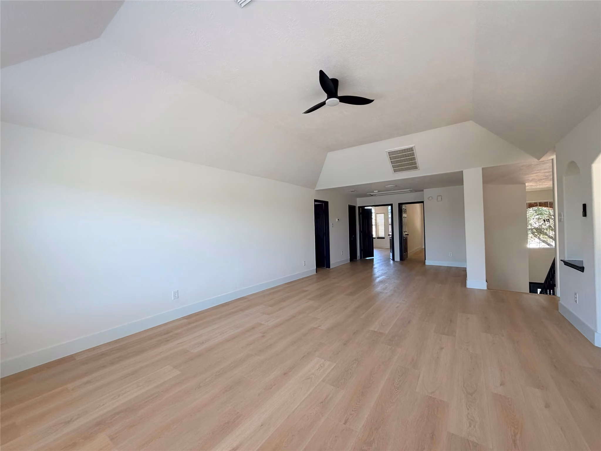 Photo 3 of 22110 Bridgestone Pine Court, Spring, TX