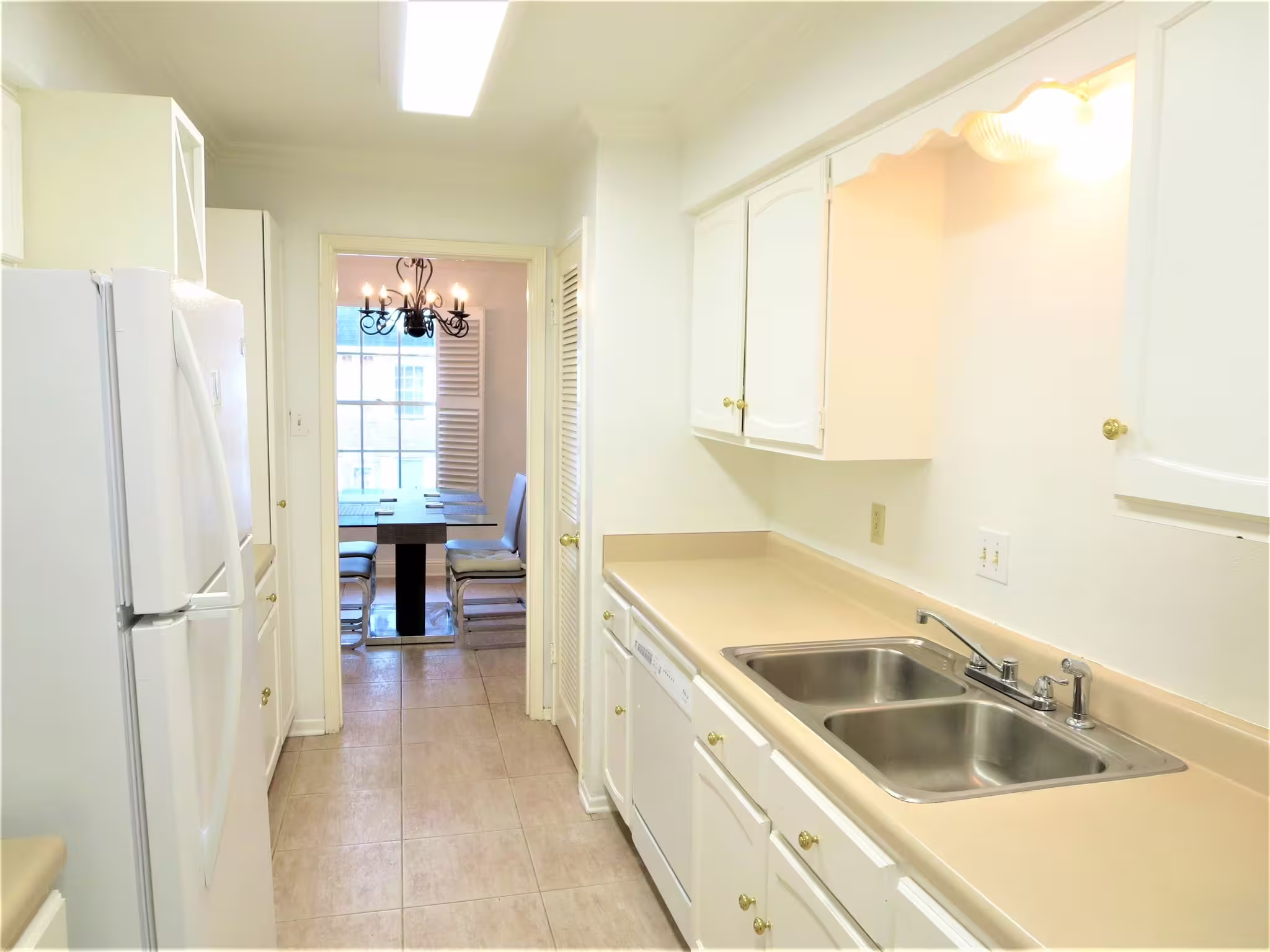 Photo 6 of 361 N Post Oak Lane 239, Houston, TX