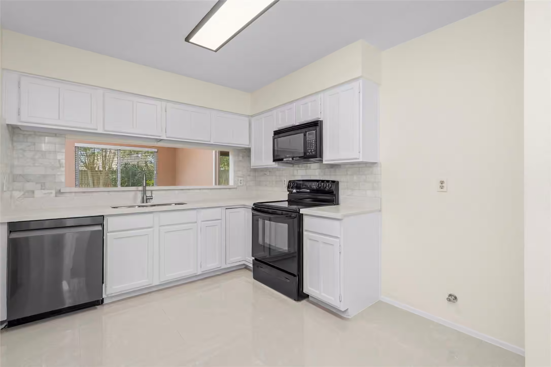 Photo 2 of 4715 Roserock Lane, Spring, TX