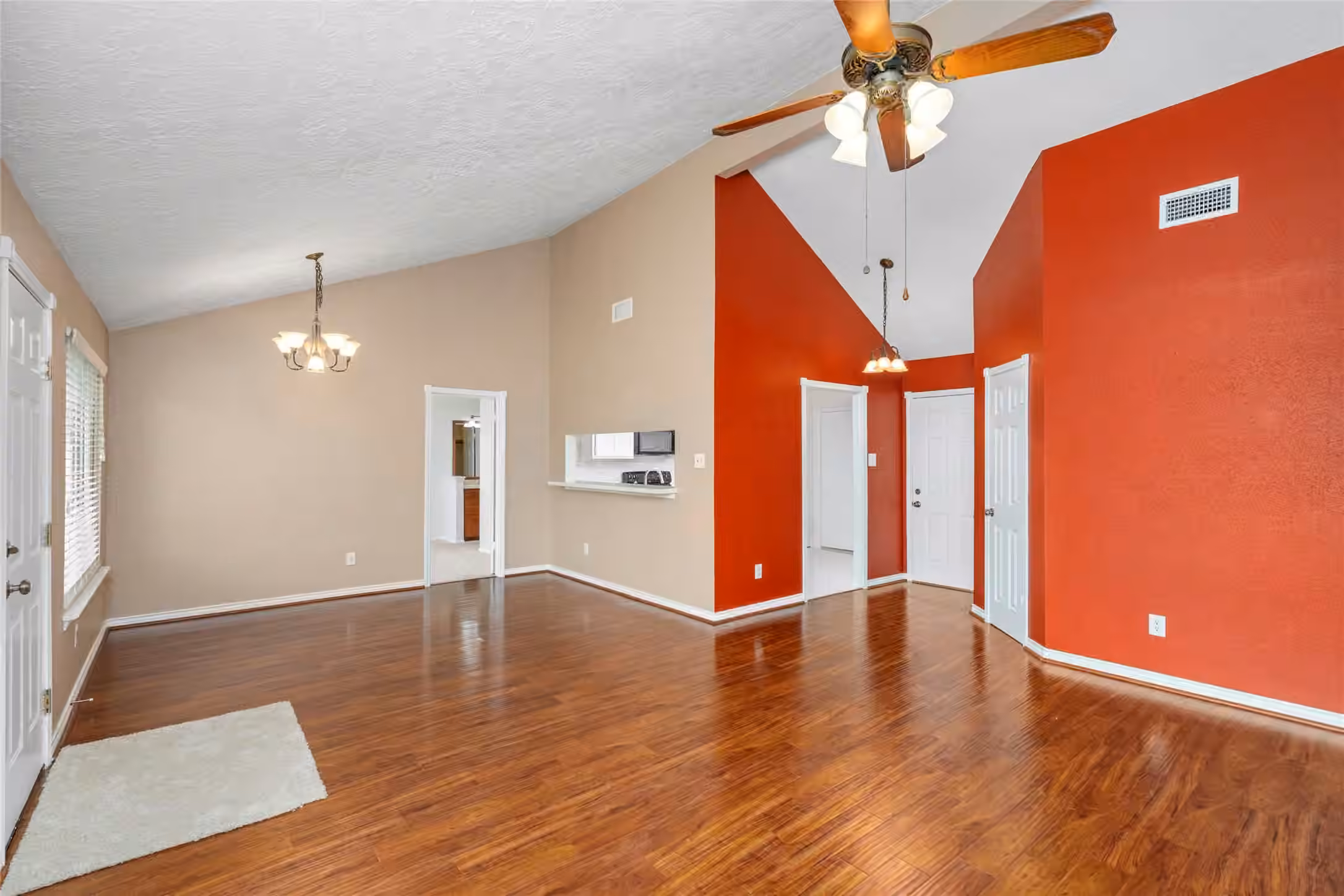 Photo 4 of 4715 Roserock Lane, Spring, TX