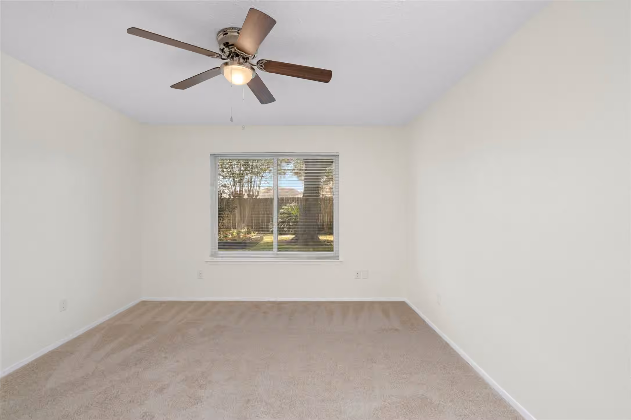 Photo 6 of 4715 Roserock Lane, Spring, TX