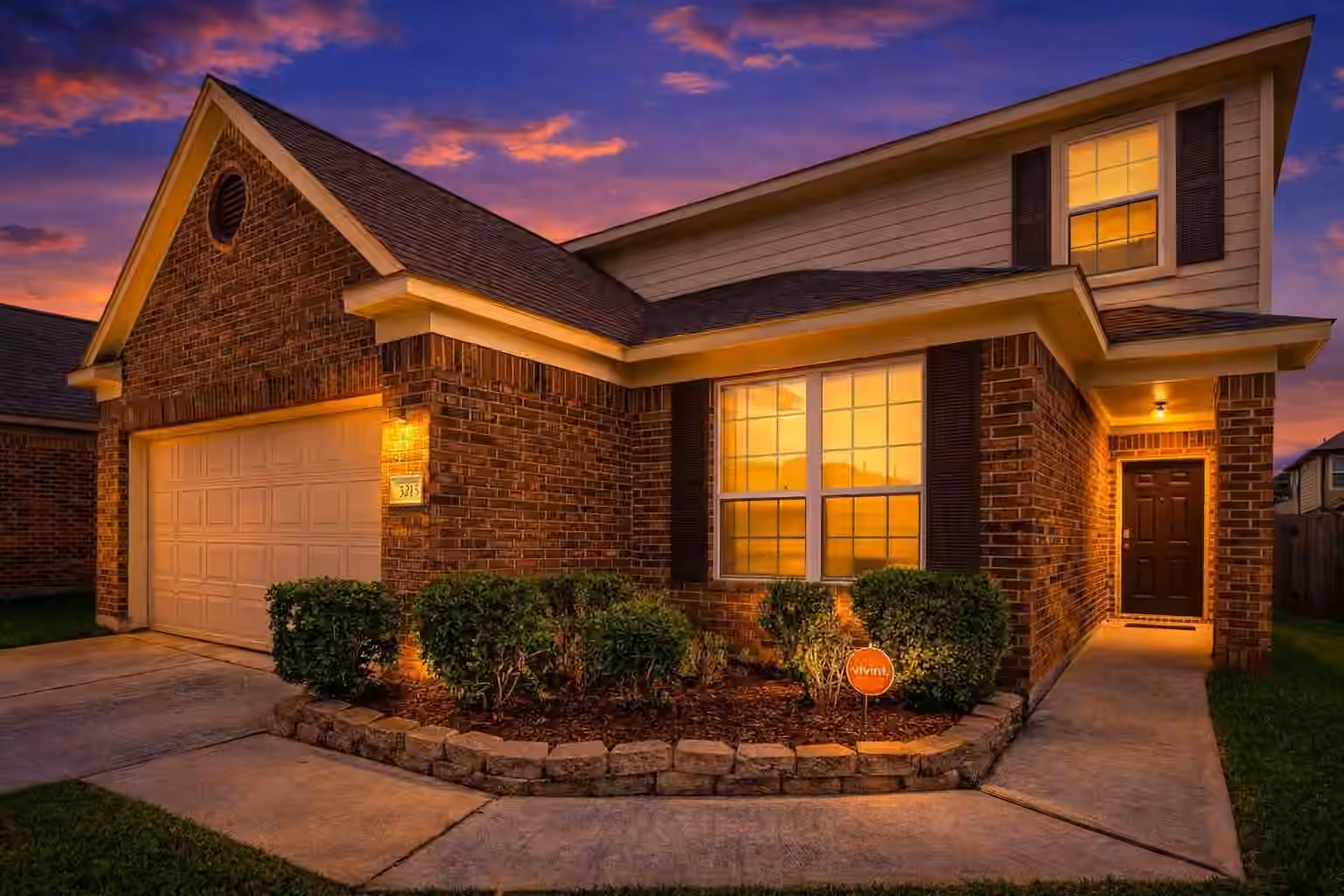 Photo 2 of 5215 Espuela Lane, Baytown, TX