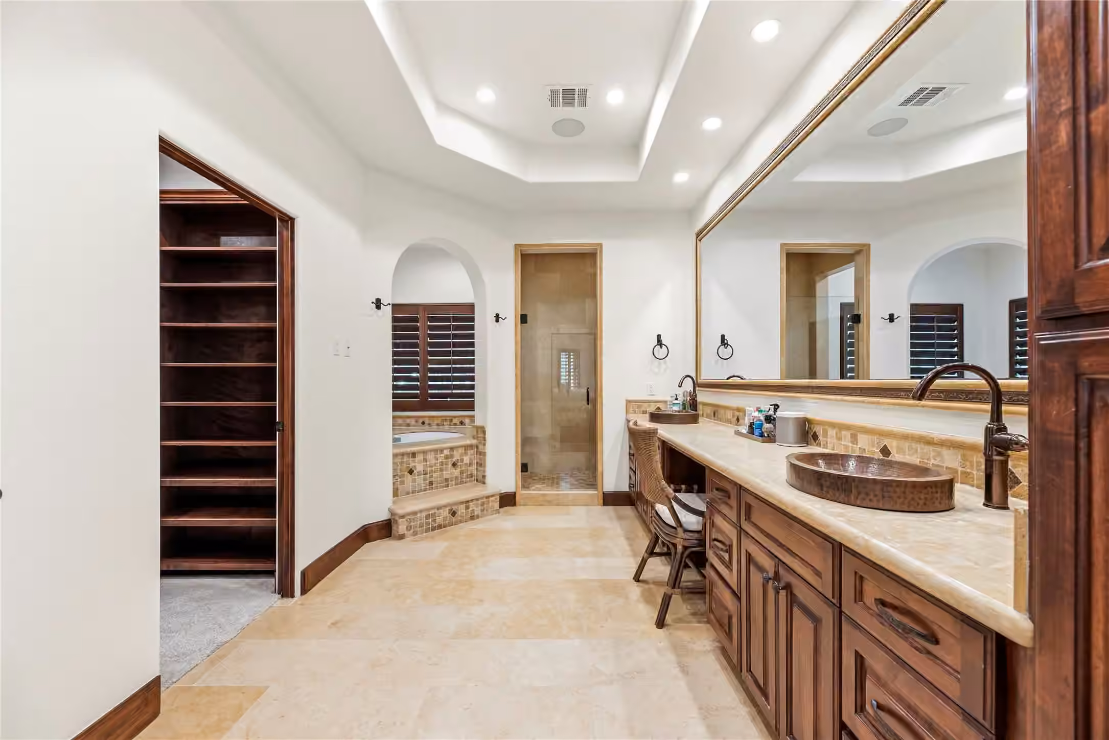 Photo 3 of 3803 Drake Street, Houston, TX