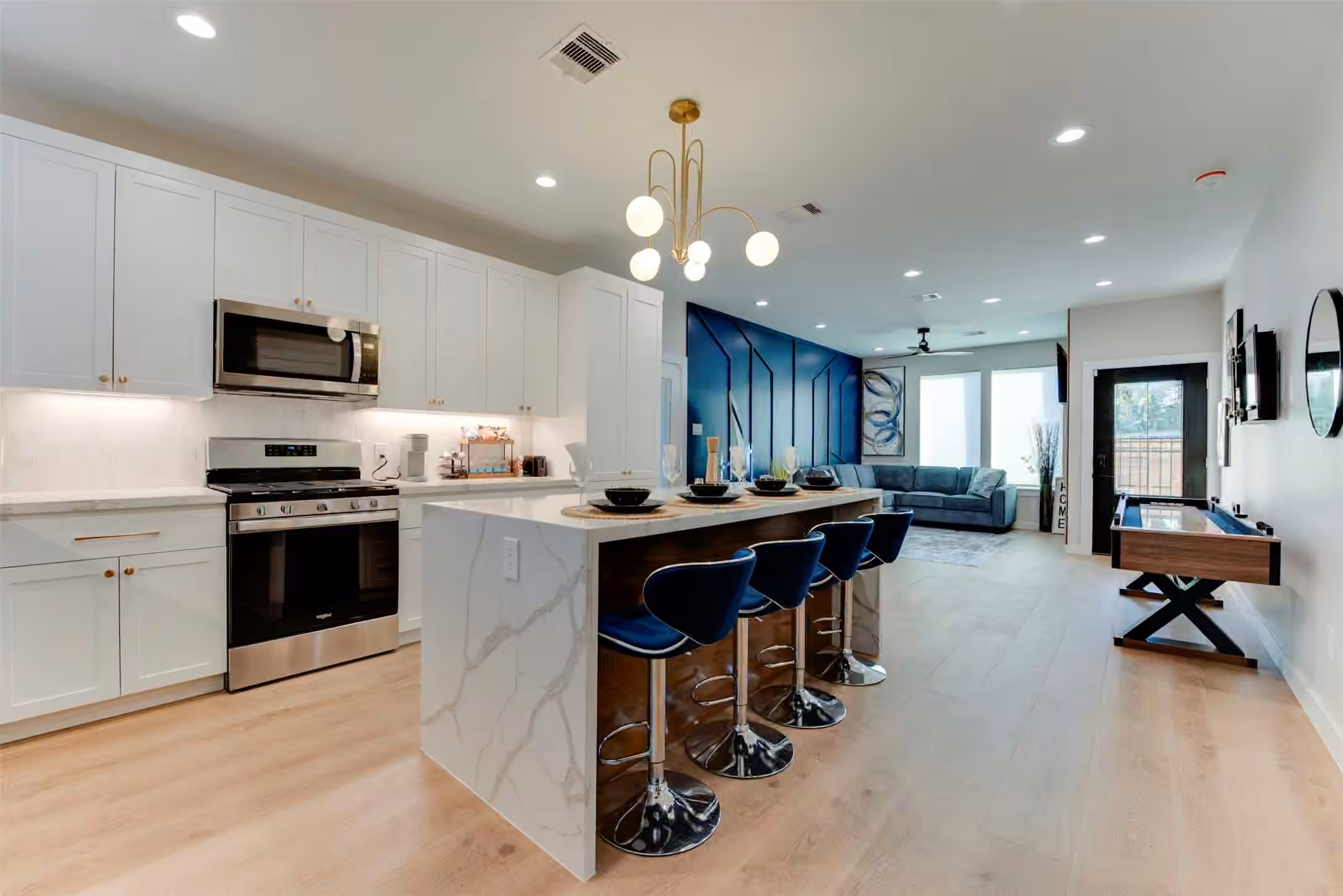 Photo 6 of 3905 Sumpter Street, Houston, TX