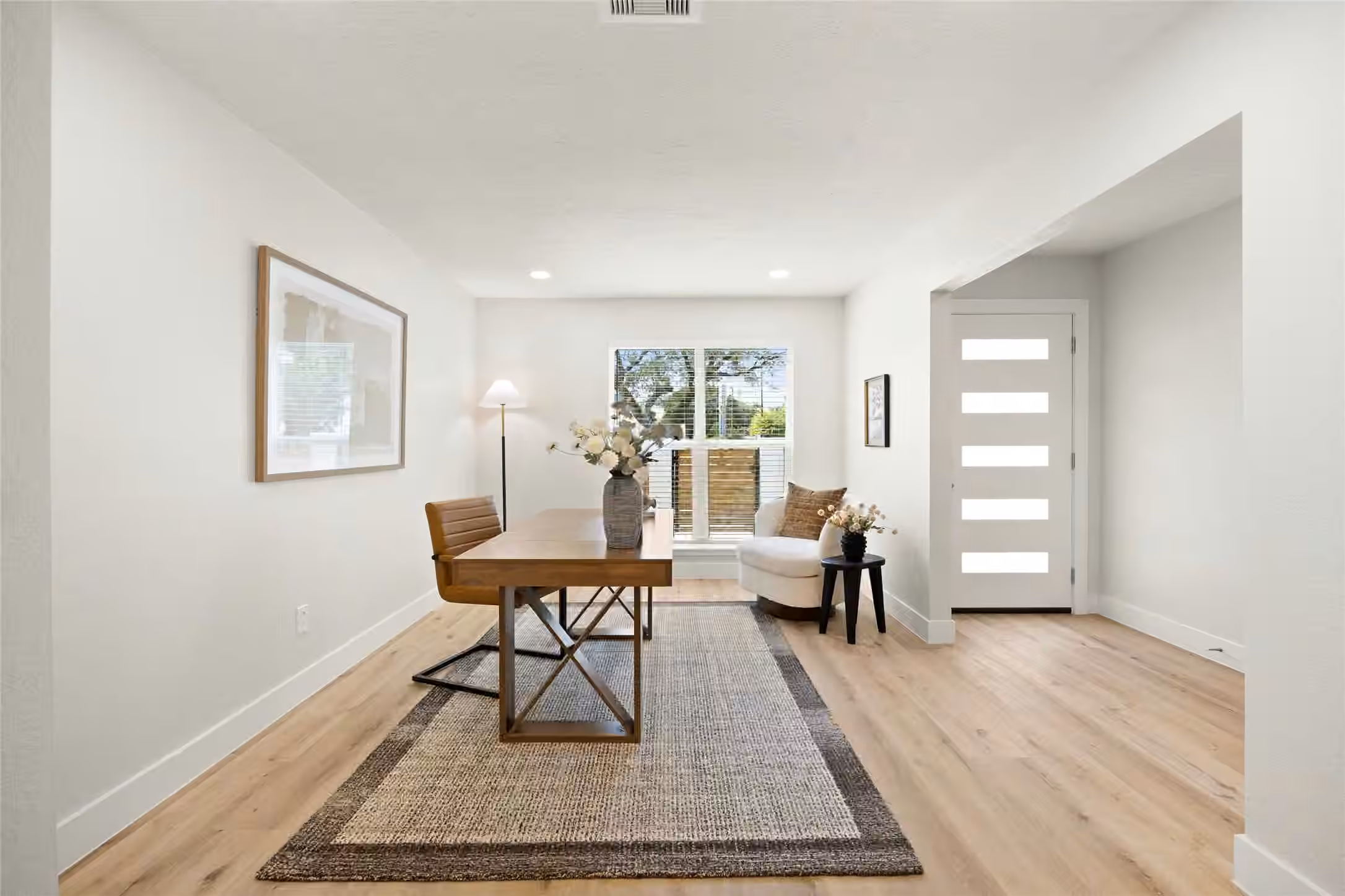 Photo 3 of 6034 Willowbend Boulevard, Houston, TX