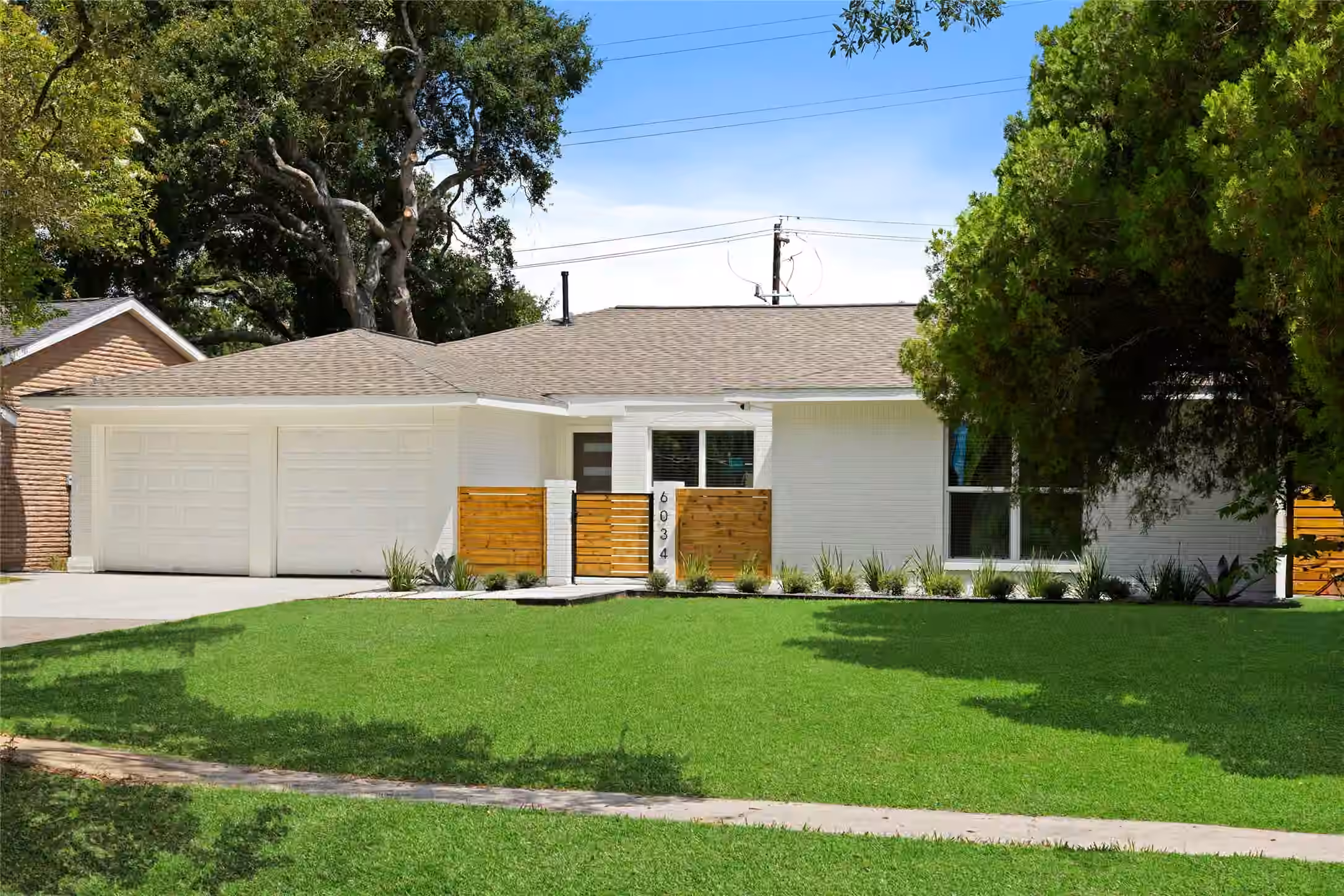 Photo 5 of 6034 Willowbend Boulevard, Houston, TX