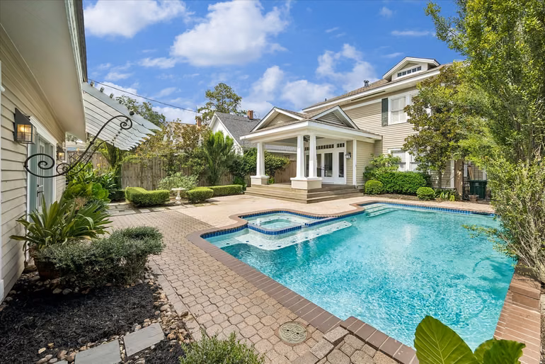 Photo 2 of 1225 Heights Boulevard, Houston, TX
