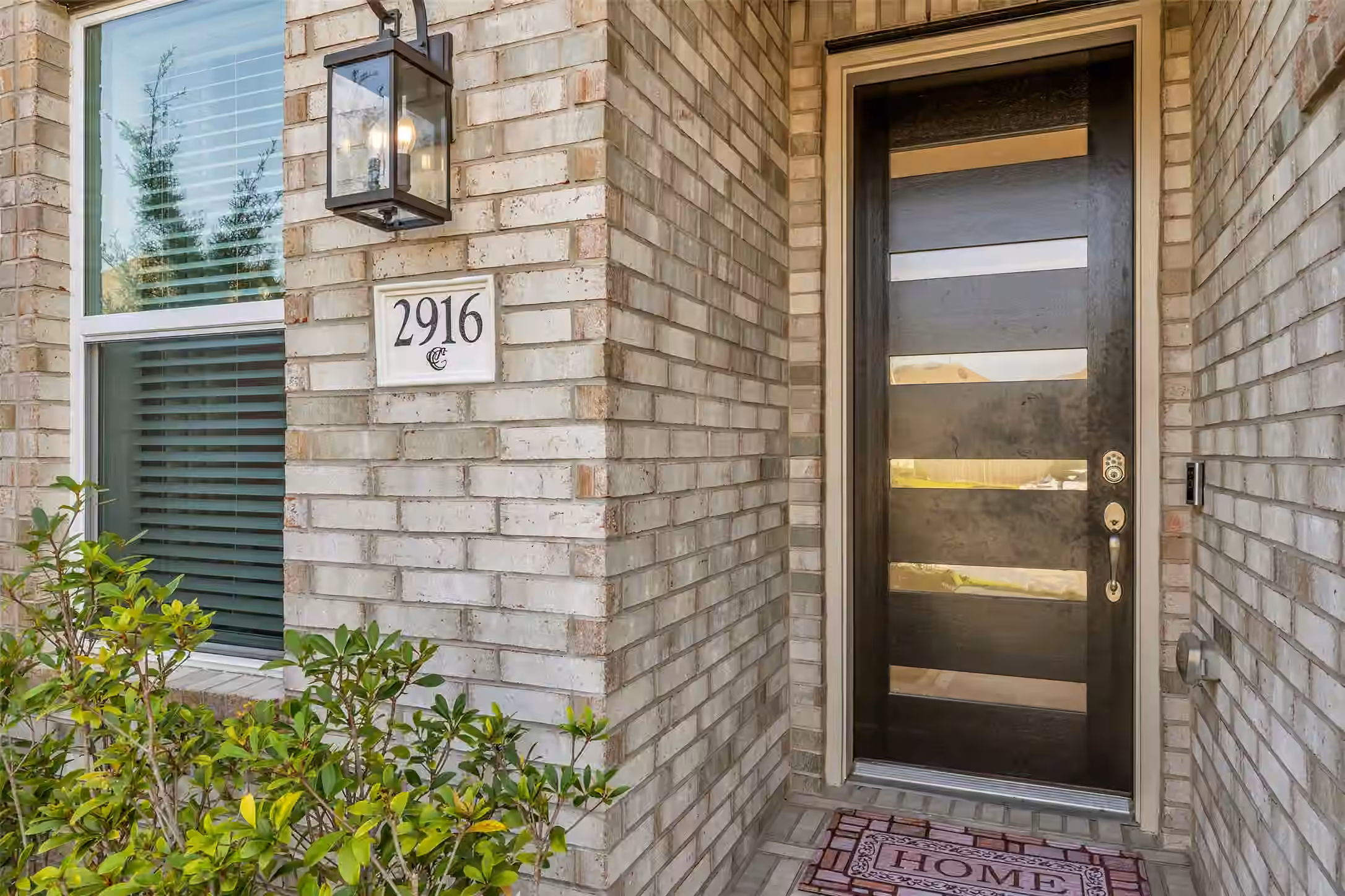 Photo 5 of 2916 Aspen Point Court, Conroe, TX