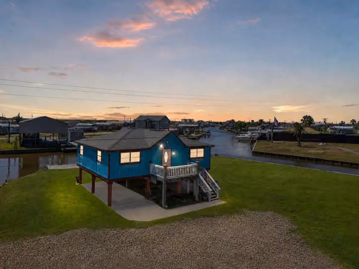 Photo of 2238 County Road 201, Sargent, TX 77414