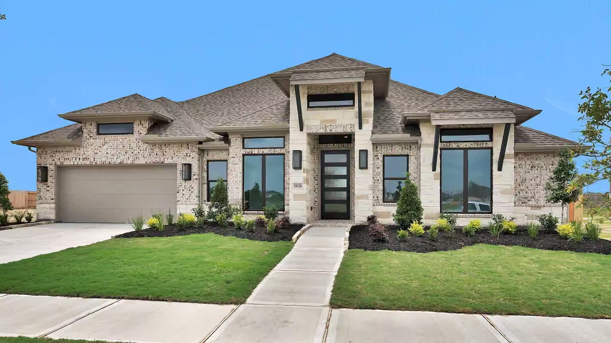 Photo 2 of 19026 Mandarin Street, Manvel, TX