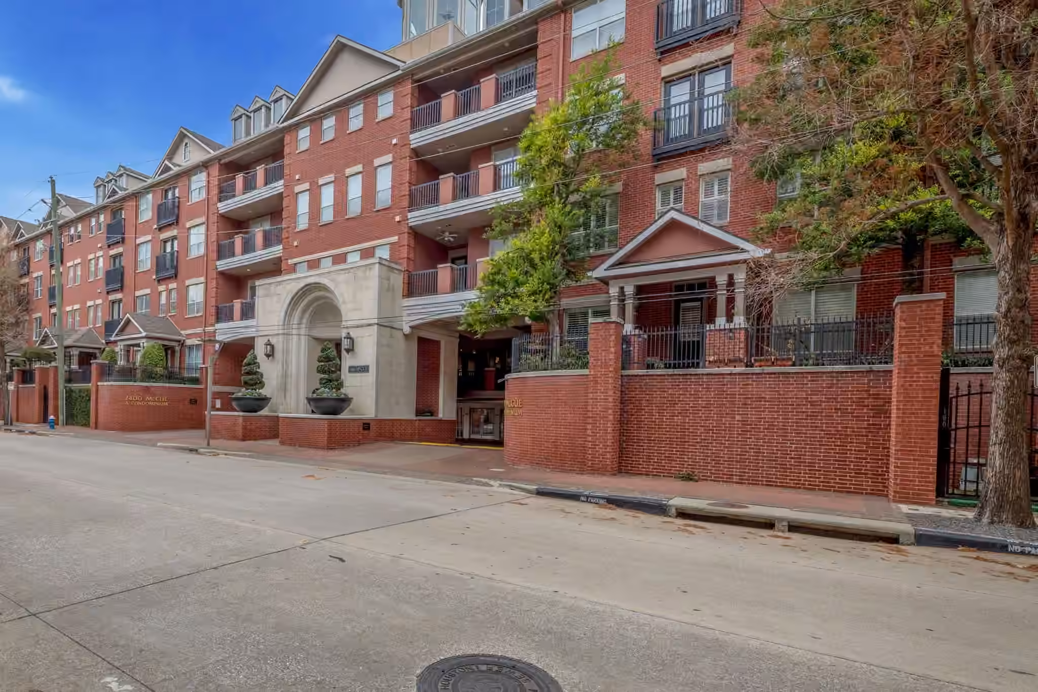 Photo of 2400 Mccue Road 436, Houston, TX