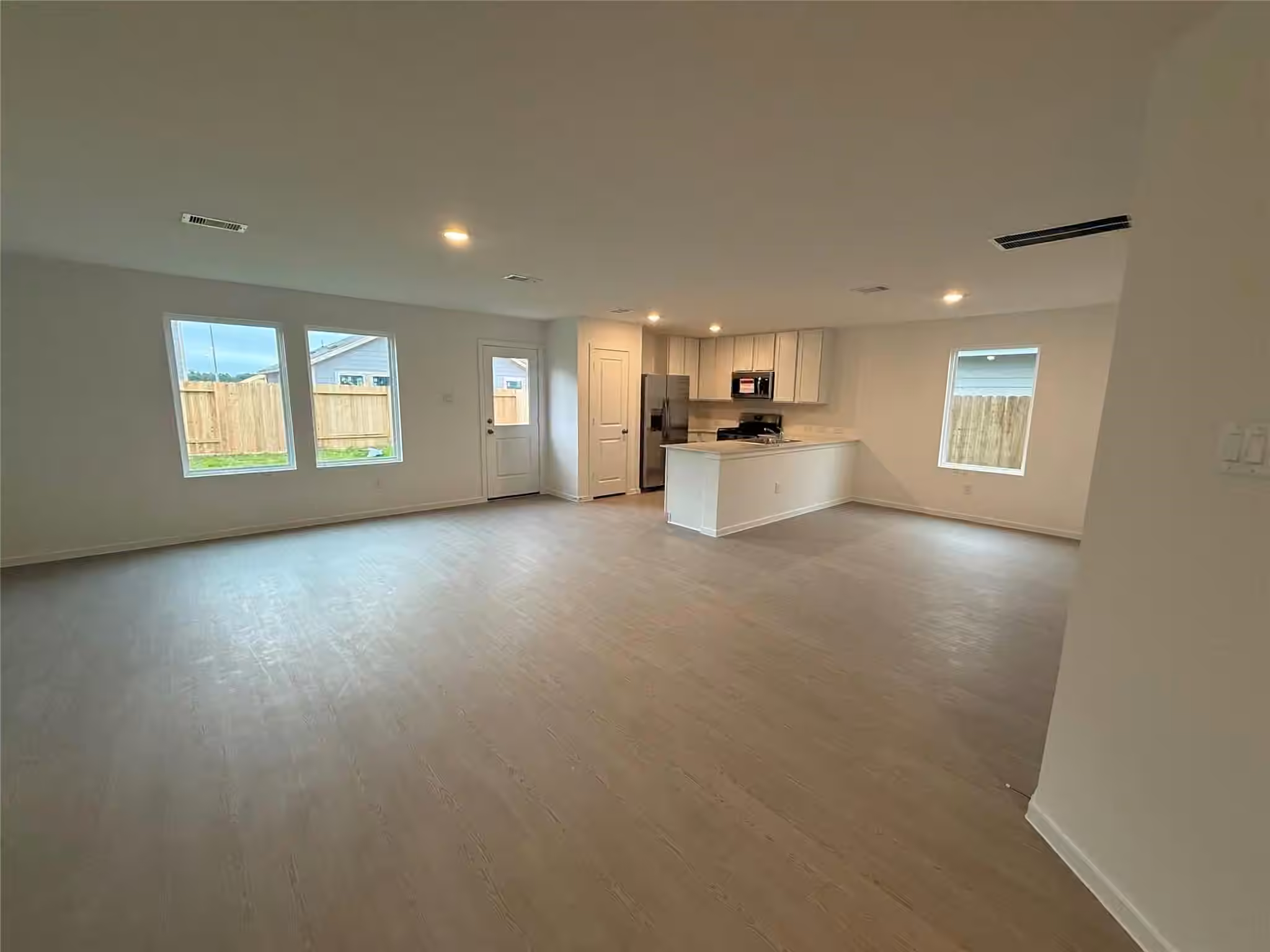 Photo 7 of 2414 Cherry Ruby Drive, Rosharon, TX