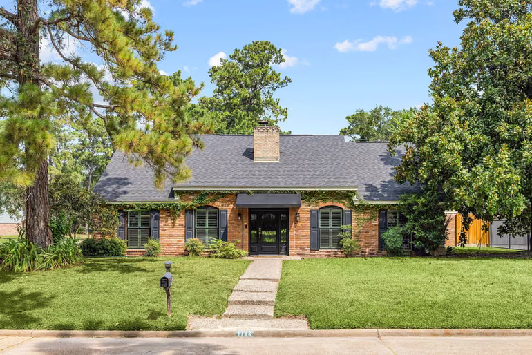 Photo of 1722 Saddlecreek Drive, Houston, TX 77090