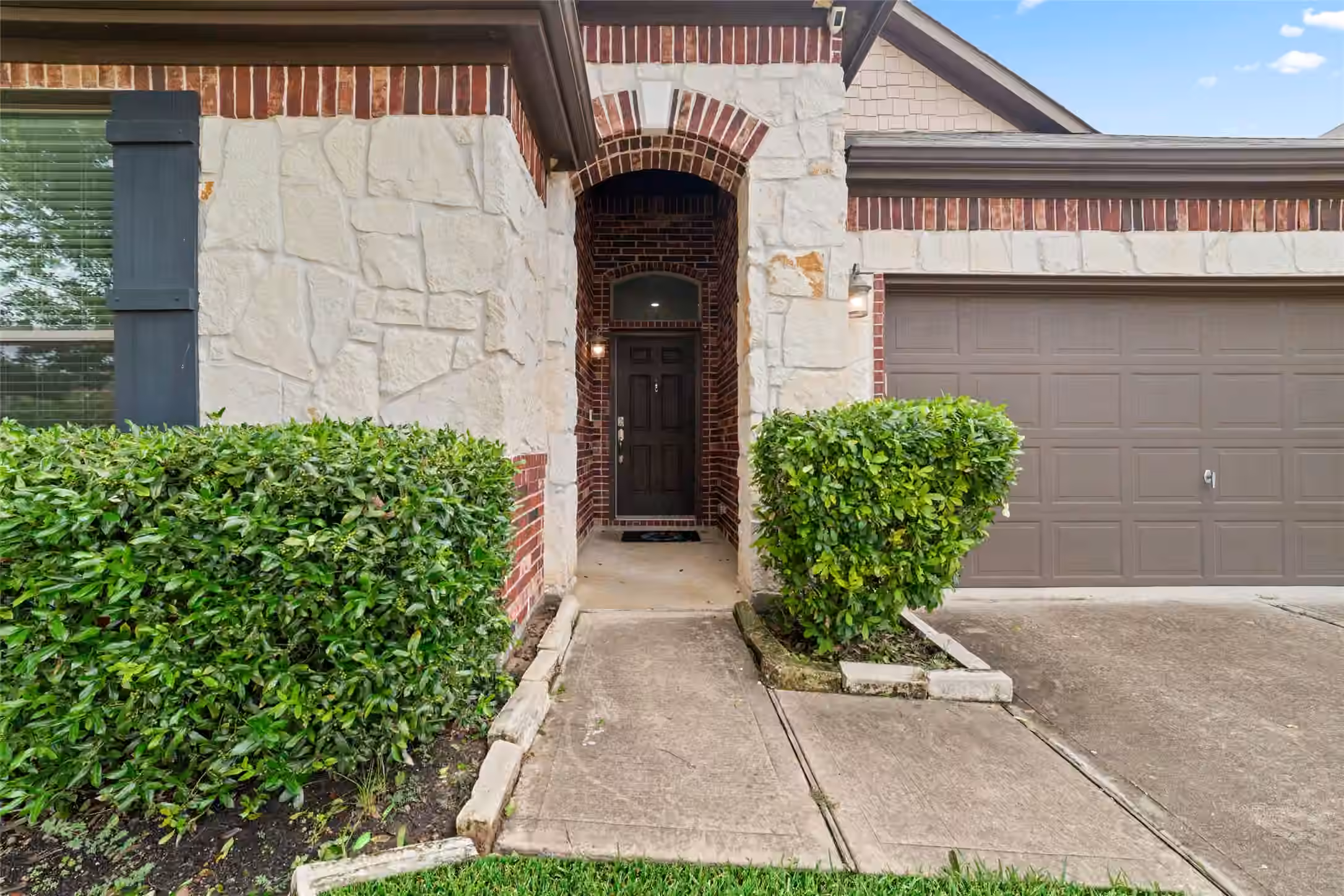 Photo 4 of 4914 Keegan Run Drive, Houston, TX
