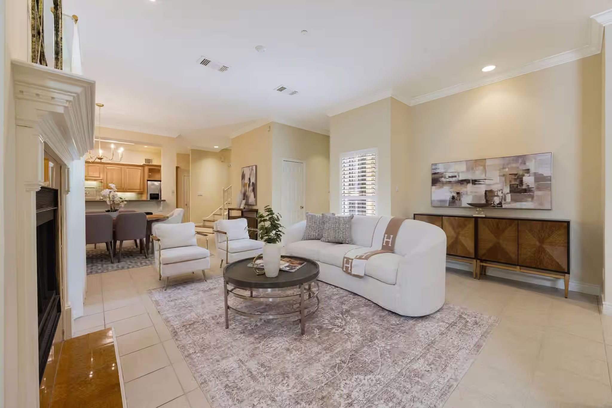 Photo 4 of 2118 Nantucket Drive C, Houston, TX