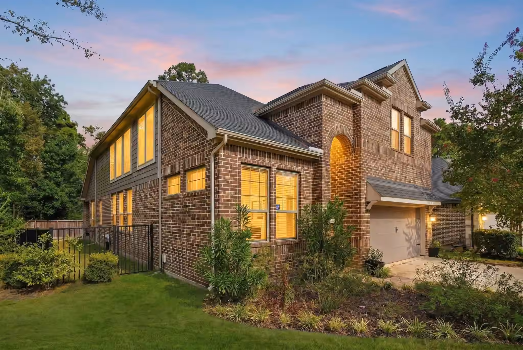 Photo 2 of 148 Cobble Medley Court, Conroe, TX