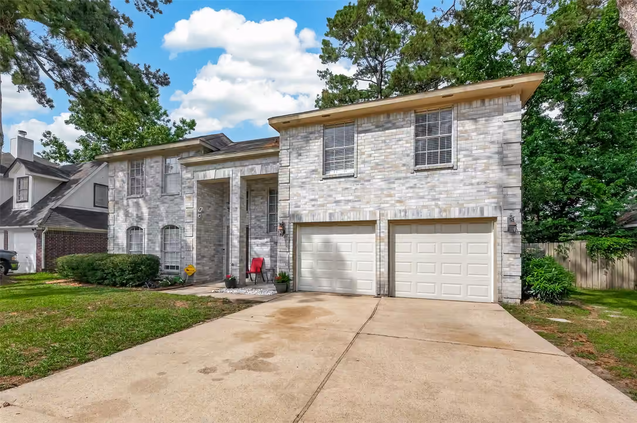 Photo 3 of 17826 Seven Pines Drive, Spring, TX
