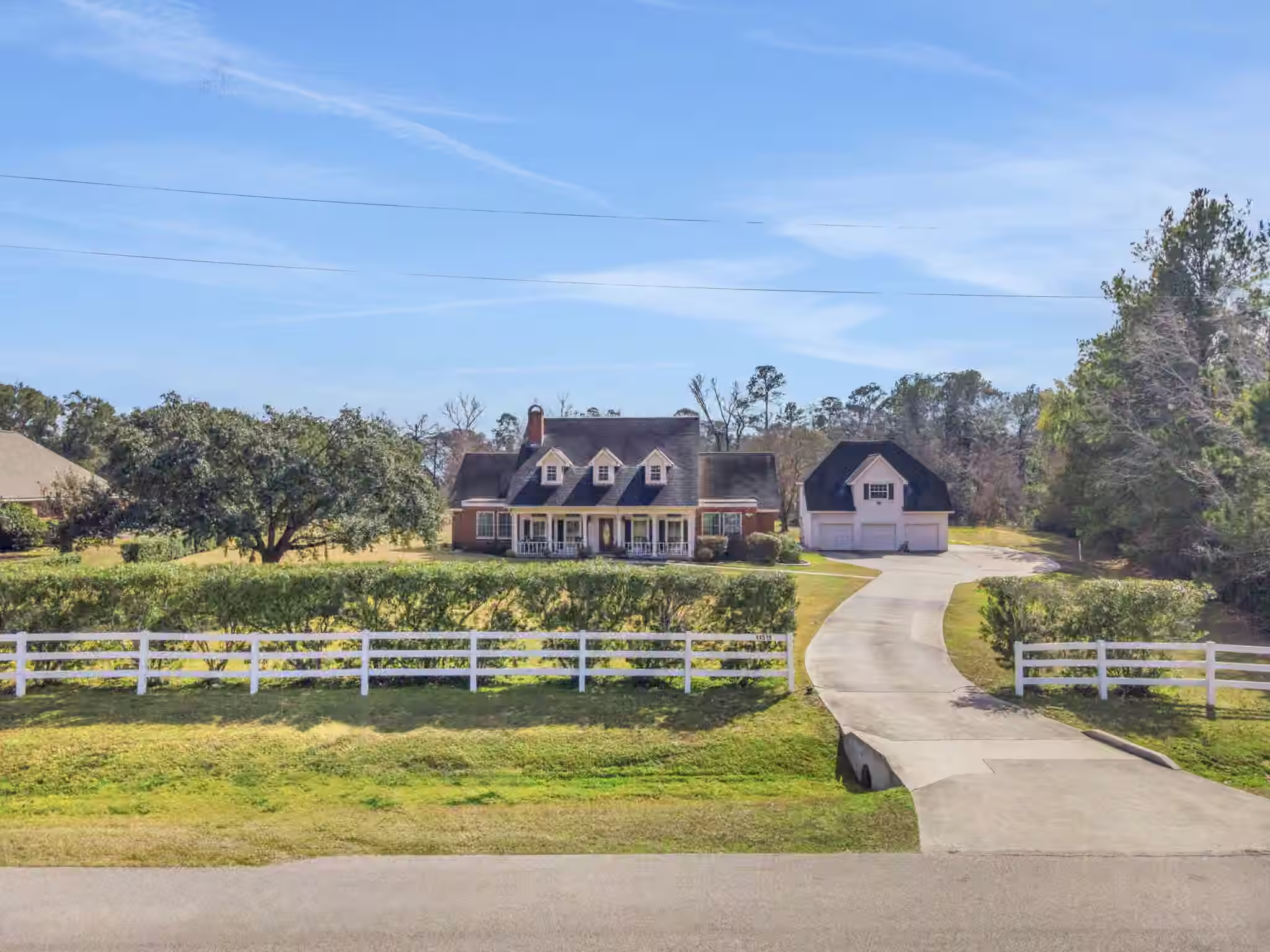 Photo 4 of 14519 Wildwood Circle, Magnolia, TX