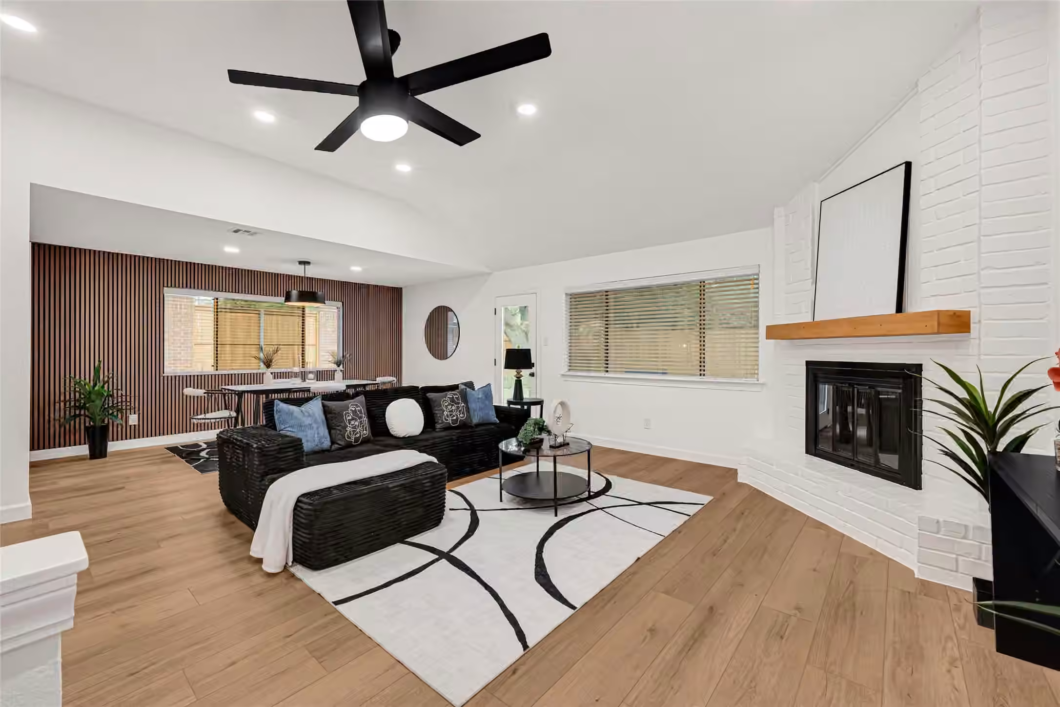 Photo 2 of 2303 Strait Lane, Houston, TX