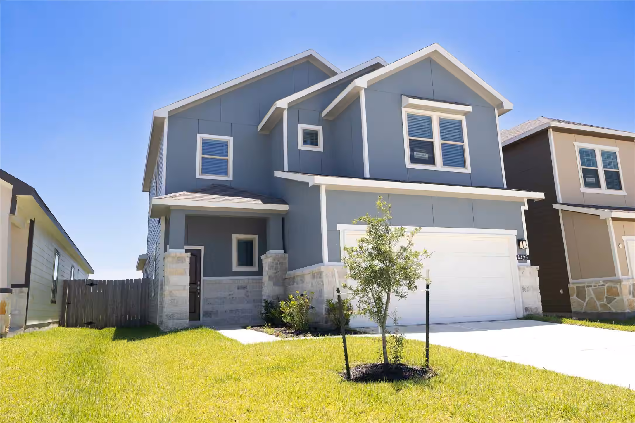 Photo 3 of 6423 Bolinas Ct, Rosharon, TX