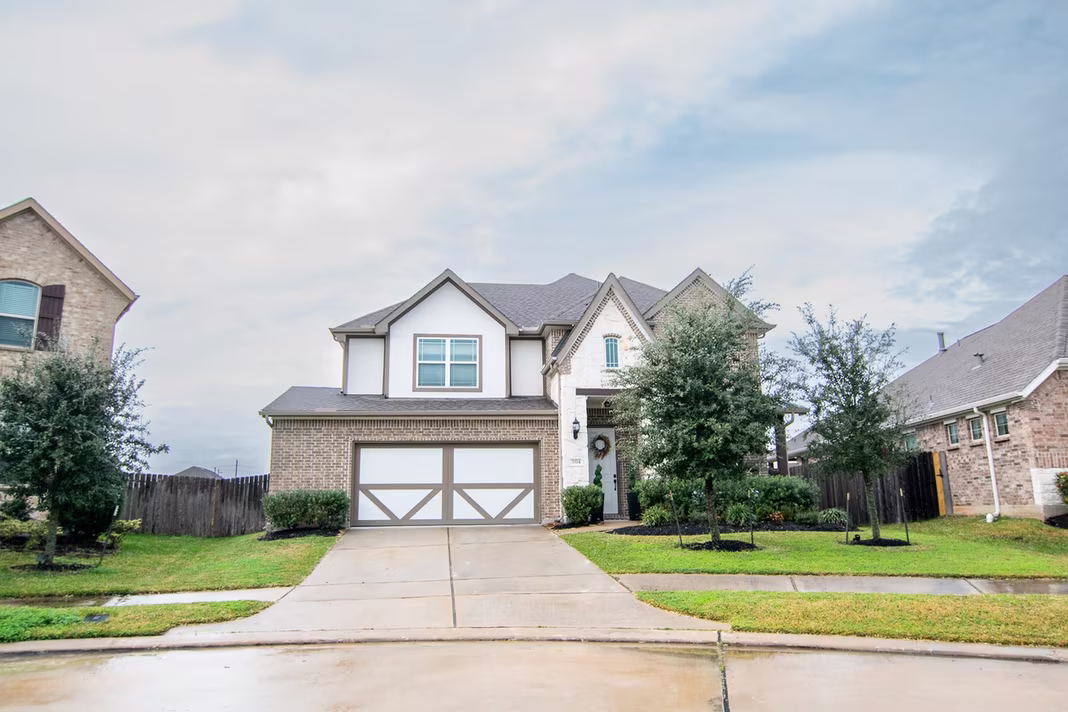 Photo 2 of 3514 Hornsilver Court, Brookshire, TX
