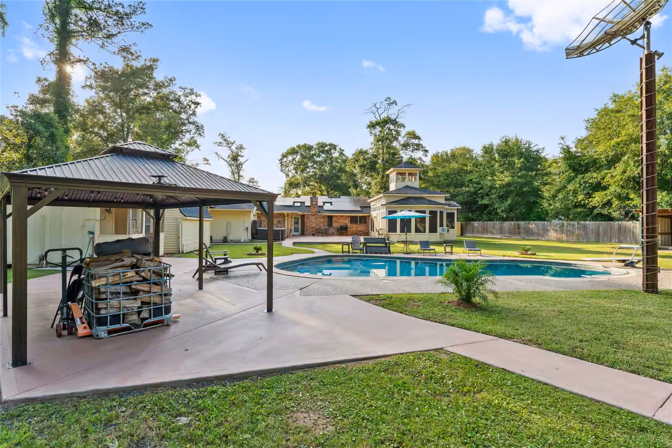 Photo 5 of 12992 Crystal Forest Court, Conroe, TX