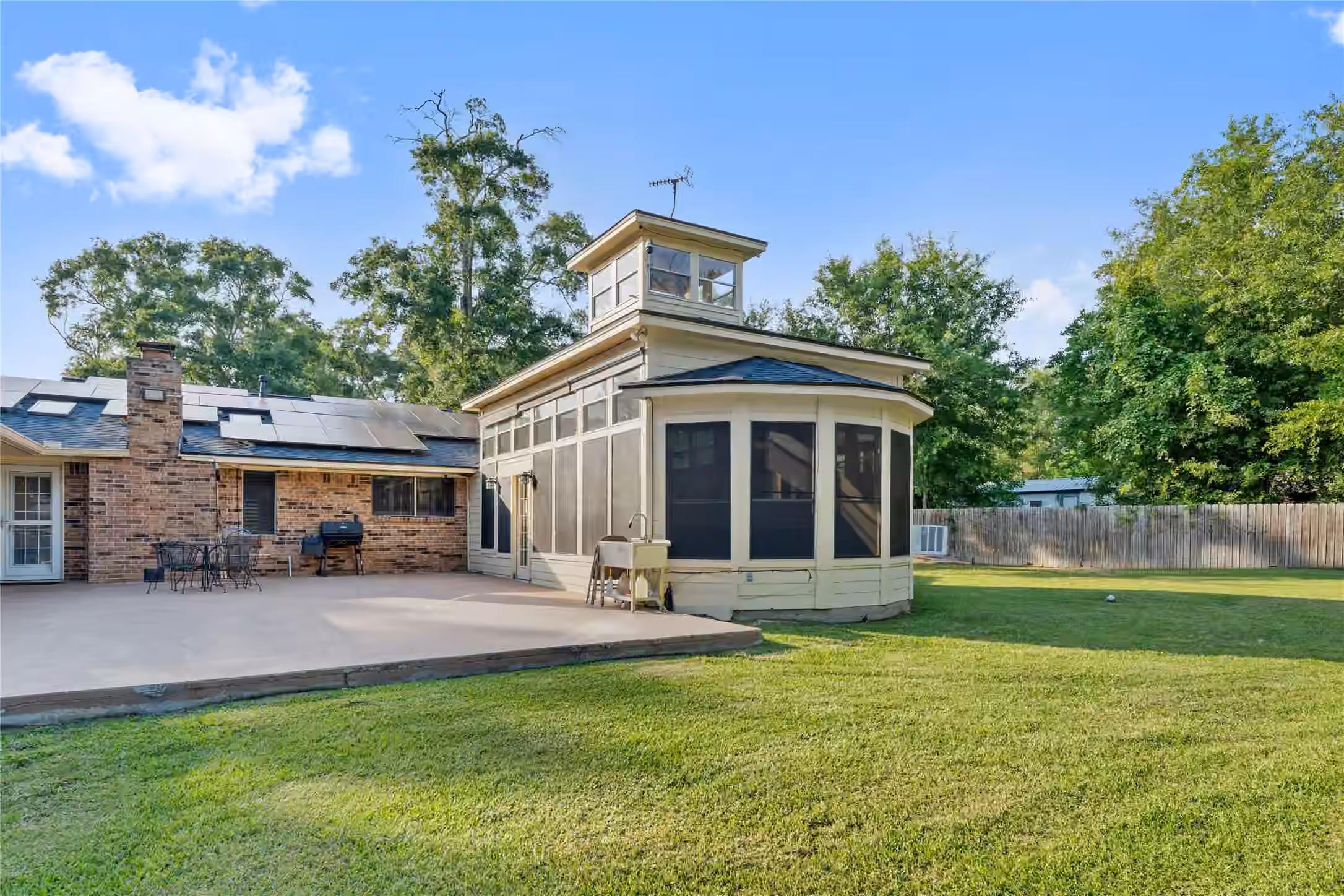 Photo 6 of 12992 Crystal Forest Court, Conroe, TX