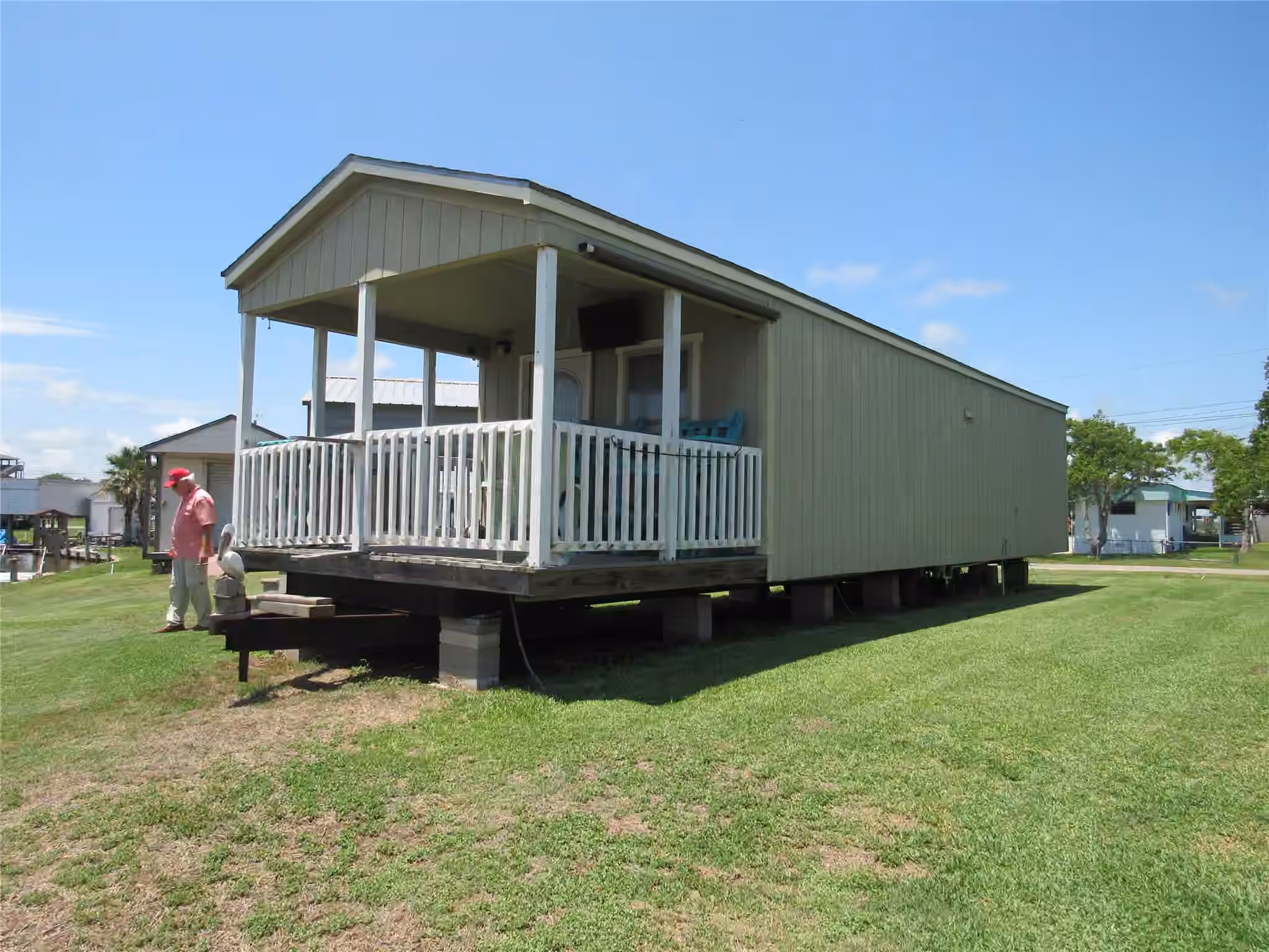 Photo of 961 County Road 202, Sargent, TX 77414