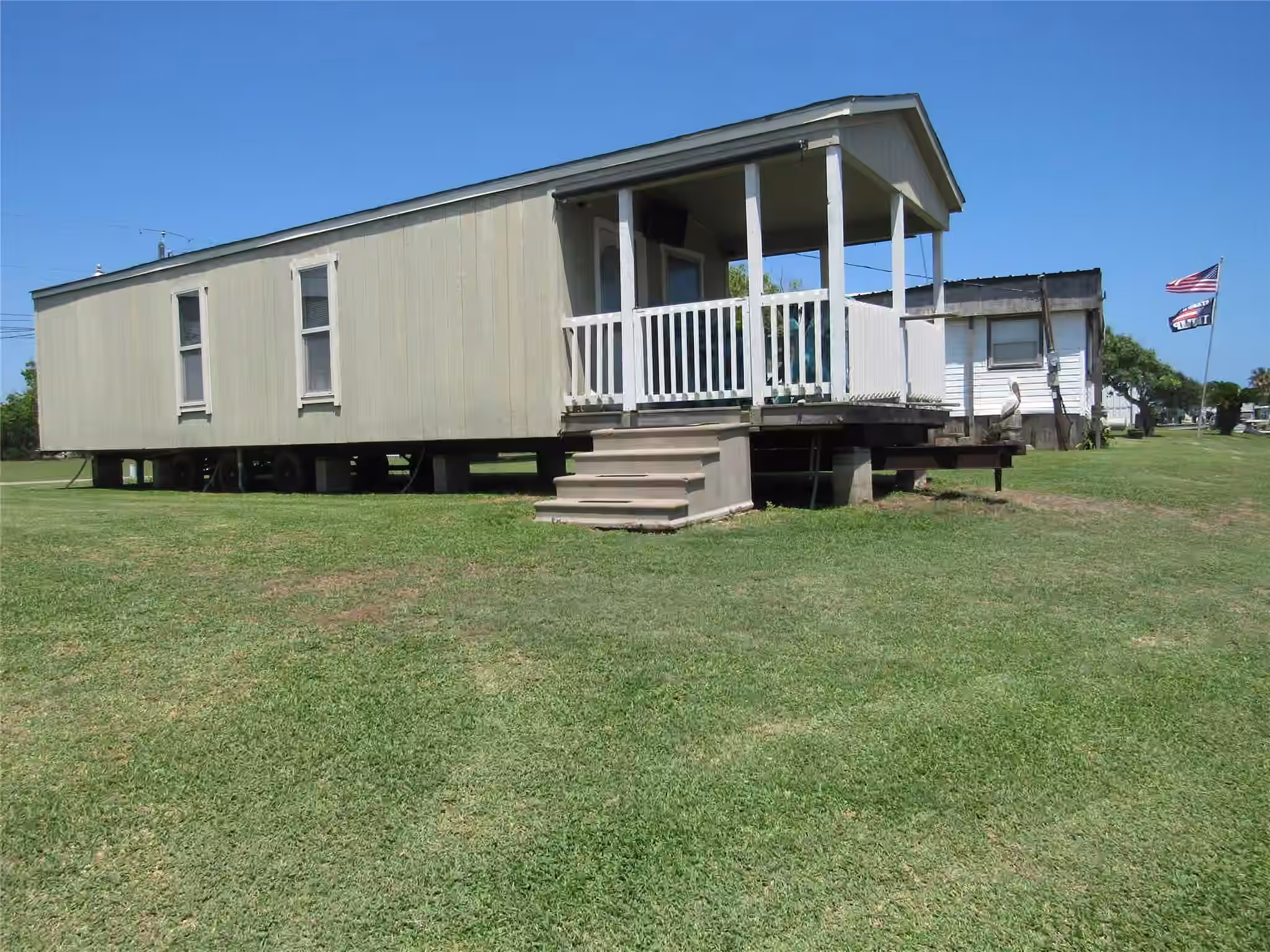Photo 2 of 961 County Road 202, Sargent, TX